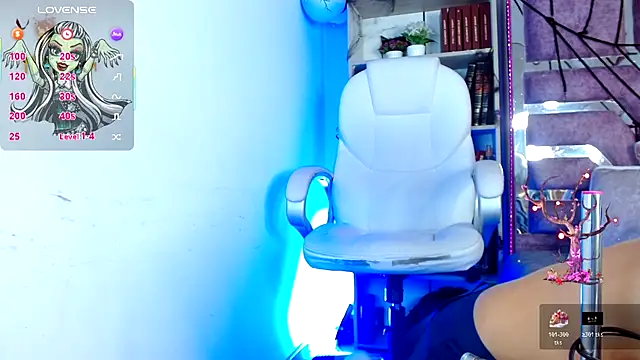 Snapshot of Eva_Walker_ chatting on 10-25-25, 06:21 Eva Walker online show from 10-25-25, 06:21