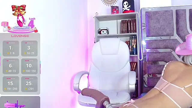 Snapshot of Eva_Walker_ chatting on 11-22-25, 06:01 Eva Walker online show from 11-22-25, 06:01