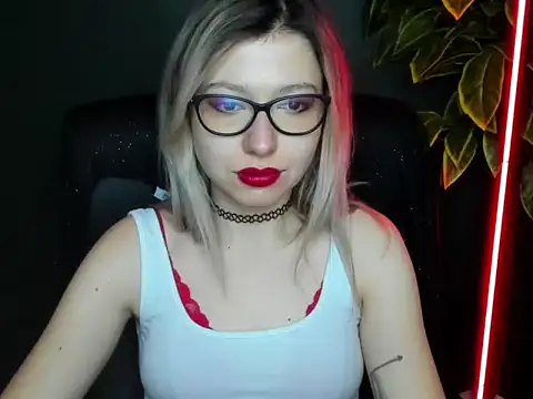 loveHeidi online show from 02-11-26, 05:23