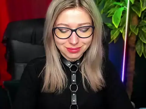 loveHeidi online show from 03-17-26, 06:39