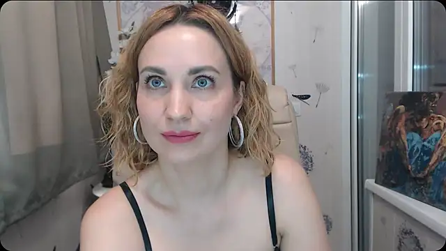 Snapshot of KatrinAlluring chatting on 02-03-26, 06:40 KatrinAlluring online show from 02-03-26, 06:40