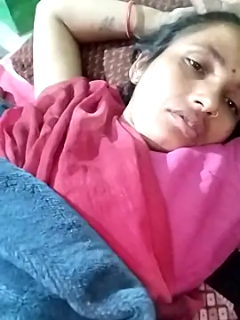 Snapshot of KIRTI12_HOT chatting on 10-28-25, 08:11 KIRTI12 HOT online show from 10-28-25, 08:11