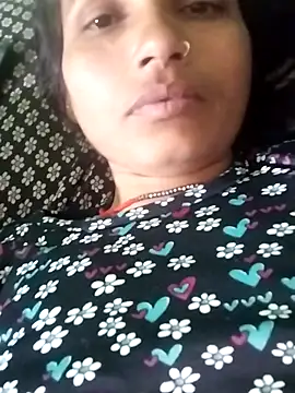 Snapshot of KIRTI12_HOT chatting on 12-04-25, 05:32 KIRTI12 HOT online show from 12-04-25, 05:32