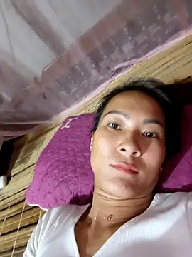 Yumyum kiw online show from 09-11-25, 01:28