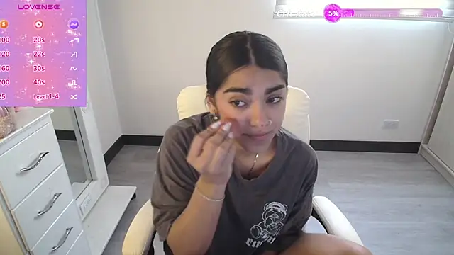 amarasilk  online show from 02-12-26, 07:20