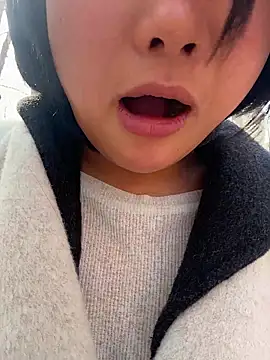 Fengbaby-555 online show from 03-08-26, 07:12