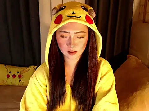 yourdevilsweettsx online show from 04-07-26, 12:38