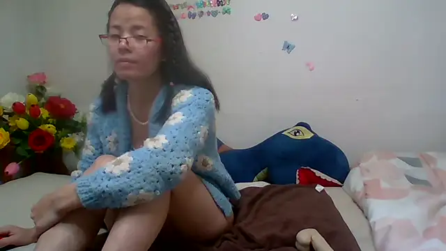 sweethanajapanese online show from 12-22-25, 01:41