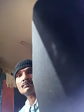 Snapshot of 8133vaibhavh chatting on 10-16-25, 01:28 8133vaibhavh online show from 10-16-25, 01:28