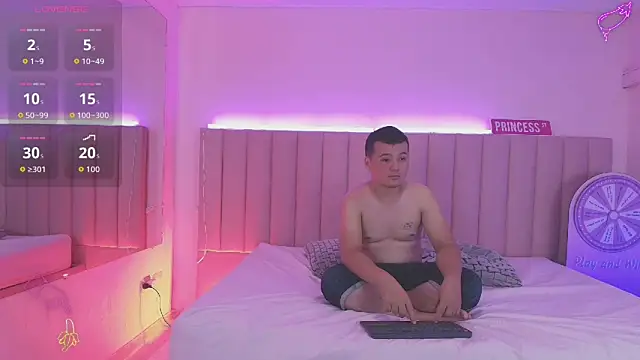 adventure of young 2 online show from 11-17-25, 11:49