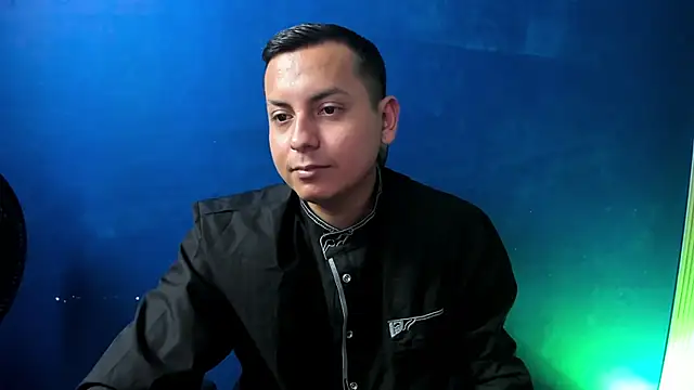 Snapshot of Sahira_and_Zaid chatting on 12-02-25, 06:58 Sahira and Zaid online show from 12-02-25, 06:58