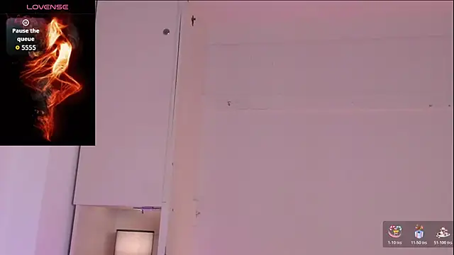 Snapshot of BrianaTaylorr chatting on 11-15-25, 08:27 BrianaTaylorr online show from 11-15-25, 08:27