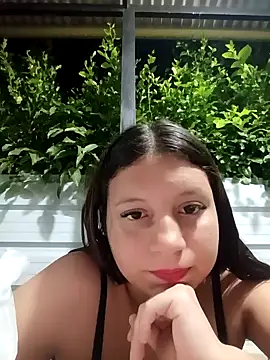 Snapshot of Shell_Latina chatting on 04-23-26, 03:52 Shell Latina online show from 04-23-26, 03:52