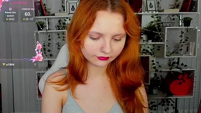 AlisHanson online show from 11-07-25, 01:11