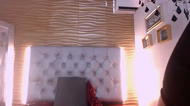 ValeryBerri online show from 11-27-25, 07:38