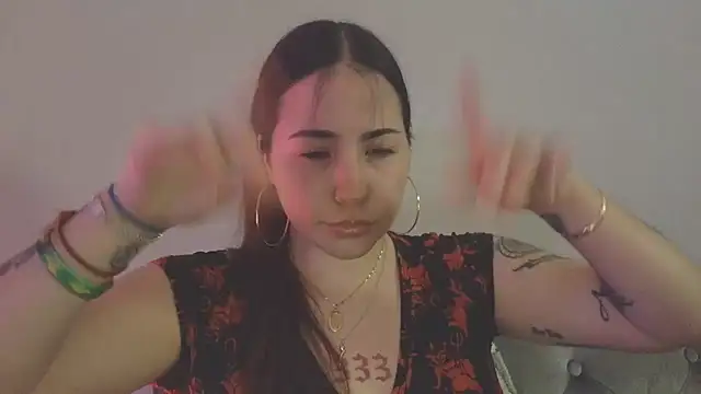 Snapshot of abimusic99 chatting on 02-06-26, 03:44 abimusic99 online show from 02-06-26, 03:44