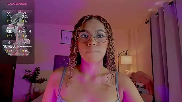 Snapshot of OxanaFedorova1- chatting on 07-18-26, 06:01 OxanaFedorova1- online show from 07-18-26, 06:01