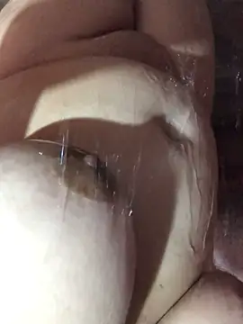 luzmelzinha online show from 04-13-26, 06:19