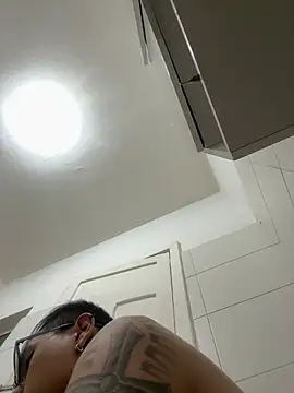 samuelcher online show from 04-04-26, 05:06