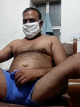 Famit025 online show from 09-17-25, 05:36