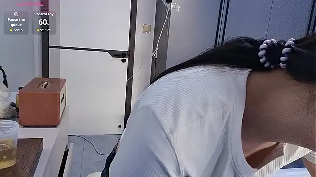 luckckcj online show from 10-04-25, 02:20