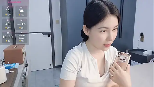 luckckcj online show from 11-18-25, 06:07