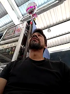 Snapshot of Mac50rus chatting on 10-01-25, 04:13 Mac50rus online show from 10-01-25, 04:13