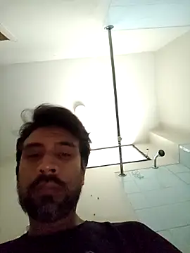 Snapshot of Mac50rus chatting on 10-30-25, 03:35 Mac50rus online show from 10-30-25, 03:35