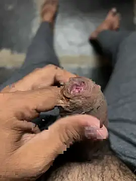 Snapshot of sunnu_97_ chatting on 10-05-25, 06:34 sunnu 97 online show from 10-05-25, 06:34