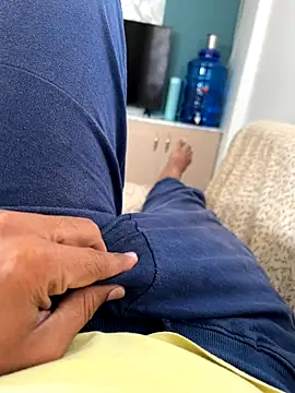 Snapshot of sunnu_97_ chatting on 10-13-25, 07:41 sunnu 97 online show from 10-13-25, 07:41