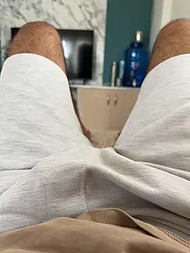 Snapshot of sunnu_97_ chatting on 10-21-25, 05:41 sunnu 97 online show from 10-21-25, 05:41