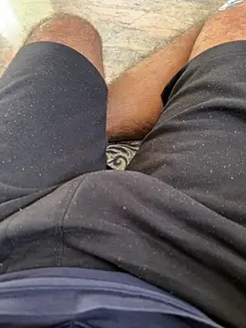 Snapshot of sunnu_97_ chatting on 12-15-25, 07:23 sunnu 97 online show from 12-15-25, 07:23