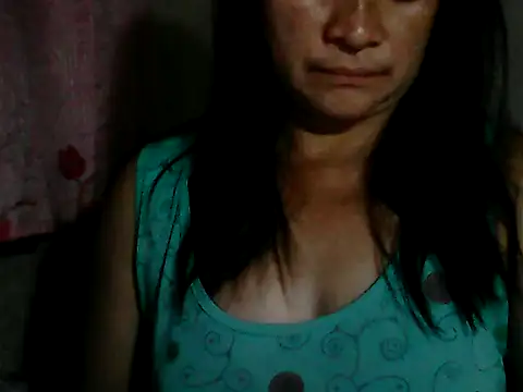 yoursPinayMama1682 online show from 01-17-26, 01:27