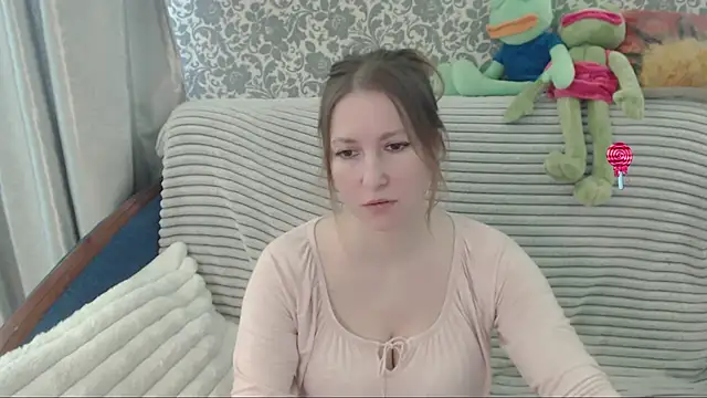 Snapshot of LesanaMagic chatting on 06-04-26, 09:37 LesanaMagic online show from 06-04-26, 09:37