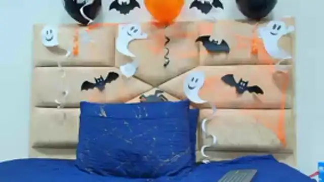 Angell cooper online show from 10-29-25, 03:03