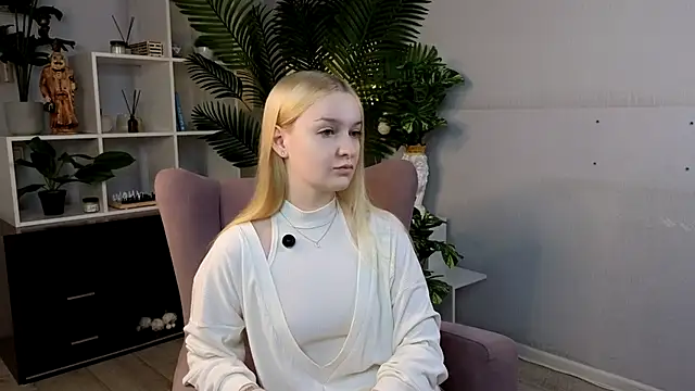 KrishnaSimmons online show from 09-11-25, 09:53