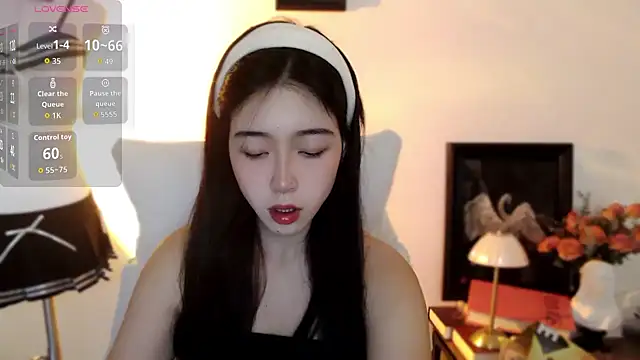 Wfrost0707 online show from 11-19-25, 06:46