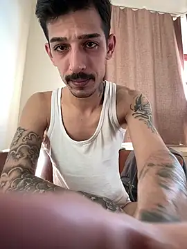 Snapshot of bisexevaa chatting on 03-19-26, 08:29 bisexevaa online show from 03-19-26, 08:29