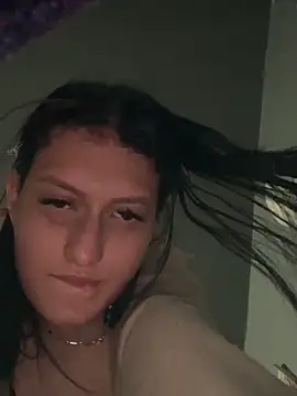 Caroline daring online show from 04-04-26, 10:51