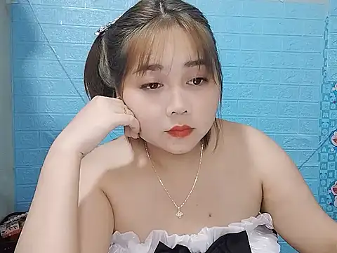 Snapshot of Nhan7868 chatting on 09-21-25, 12:56 Nhan7868 online show from 09-21-25, 12:56