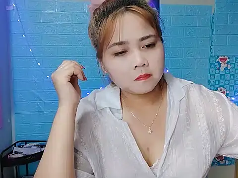 Snapshot of Nhan7868 chatting on 10-07-25, 03:58 Nhan7868 online show from 10-07-25, 03:58