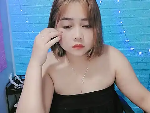 Snapshot of Nhan7868 chatting on 10-13-25, 08:09 Nhan7868 online show from 10-13-25, 08:09