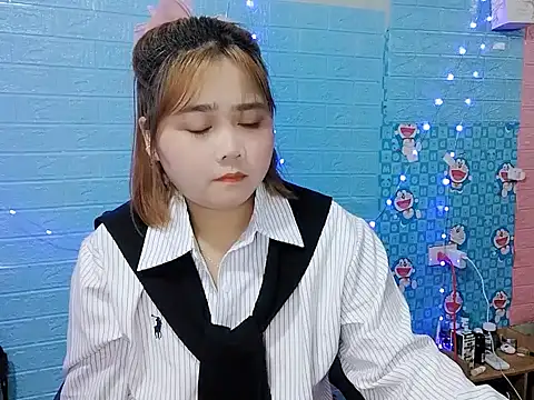 Snapshot of Nhan7868 chatting on 10-22-25, 01:55 Nhan7868 online show from 10-22-25, 01:55