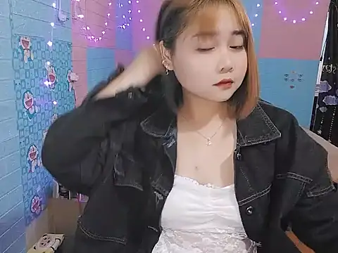 Snapshot of Nhan7868 chatting on 10-24-25, 02:57 Nhan7868 online show from 10-24-25, 02:57