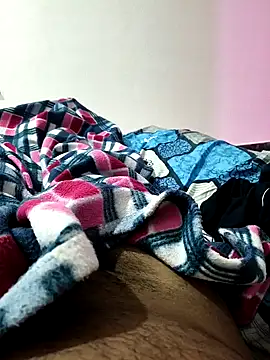 Chanderi19 online show from 09-19-25, 08:42