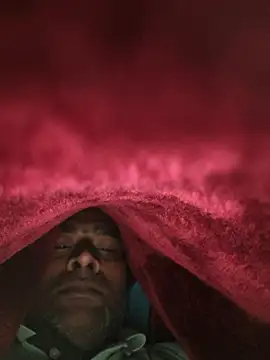 Chanderi19 online show from 11-14-25, 04:49