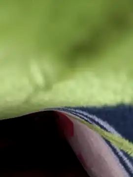 Chanderi19 online show from 04-19-26, 09:17