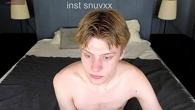 Snapshot of LouieEvans chatting on 10-03-25, 10:07 LouieEvans online show from 10-03-25, 10:07