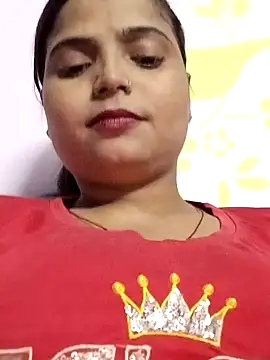 Snapshot of Hot-Pooja25 chatting on 04-23-26, 01:35 Hot-Pooja25 online show from 04-23-26, 01:35