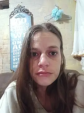Snapshot of Skymadison chatting on 05-28-26, 12:52 Skymadison online show from 05-28-26, 12:52
